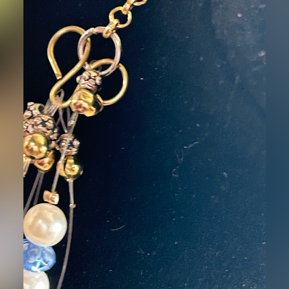 Floating Illusion Cinderella’s ball necklace - Picture 6 of 15